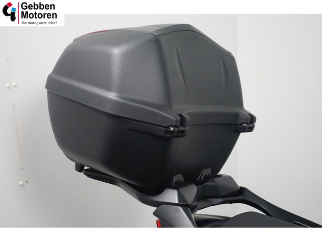 yamaha - tmax-tech-max-560