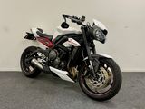 TRIUMPH STREET TRIPLE 765 R