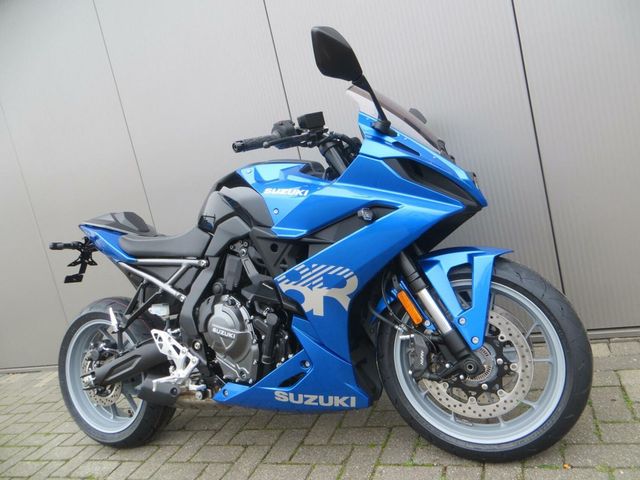 suzuki - gsx-8r