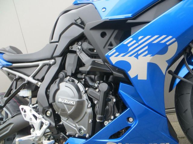 suzuki - gsx-8r