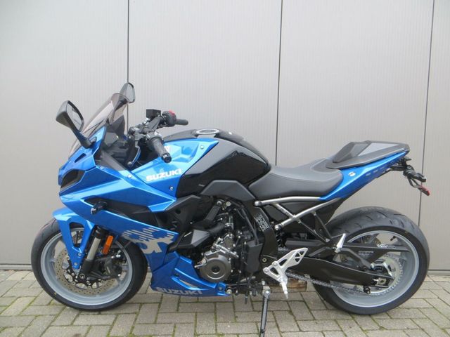 suzuki - gsx-8r