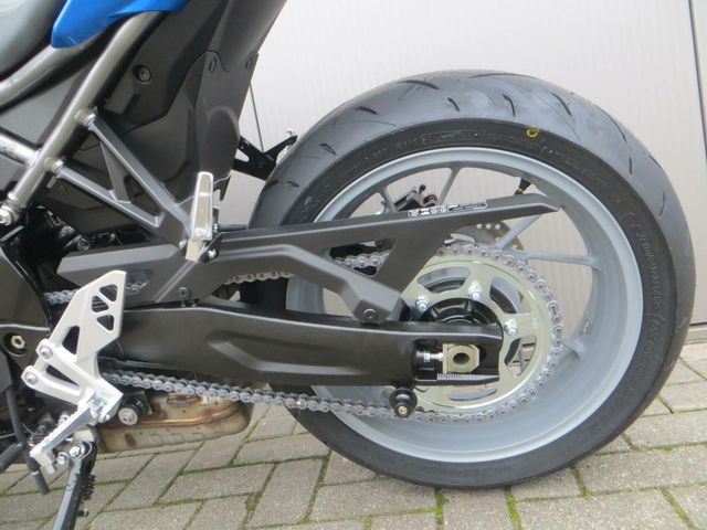 suzuki - gsx-8r