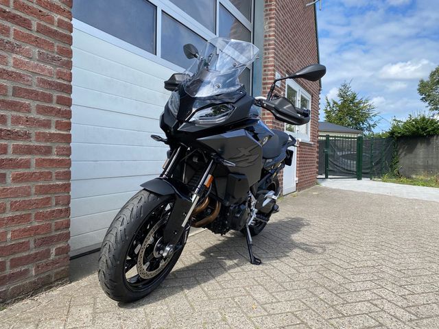 bmw - f-900-xr