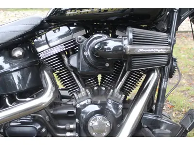 HARLEY-DAVIDSON BREAKOUT PRO STREET CVO – foto 2
