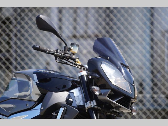 aprilia - tuono-1000-r