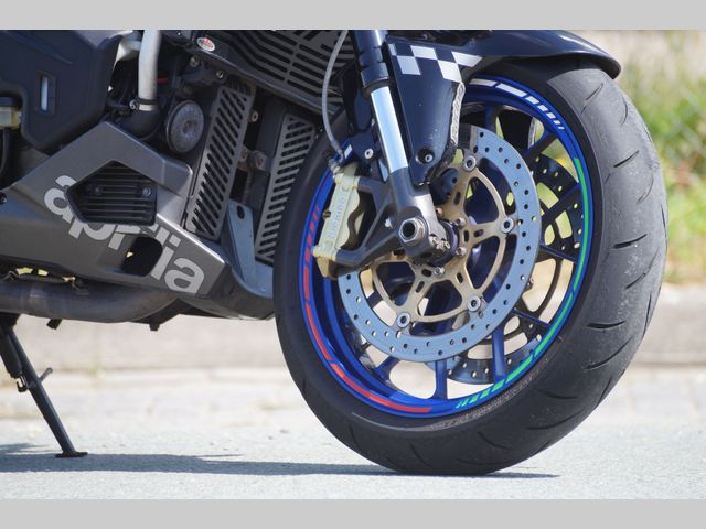 aprilia - tuono-1000-r