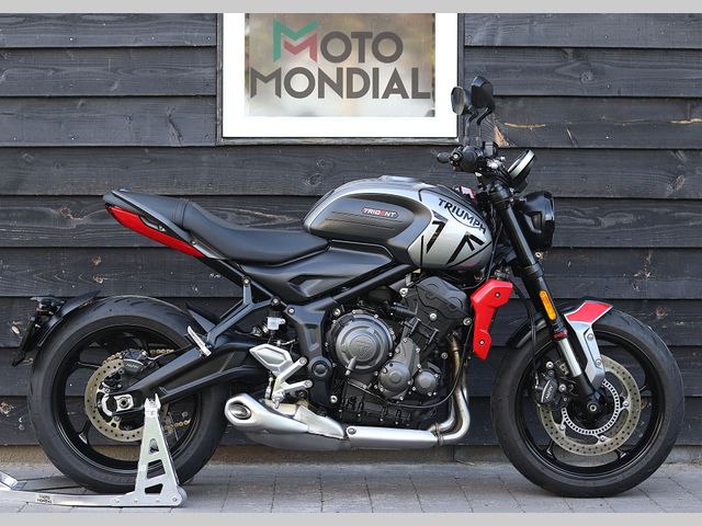 triumph - trident-660