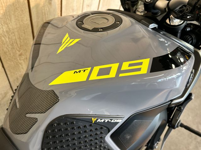 yamaha - mt-09-abs