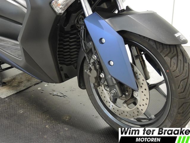 yamaha - x-max-300-abs