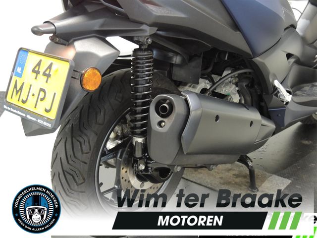 yamaha - x-max-300-abs
