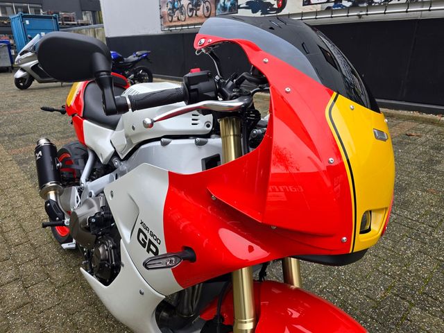 yamaha - xsr-900-gp