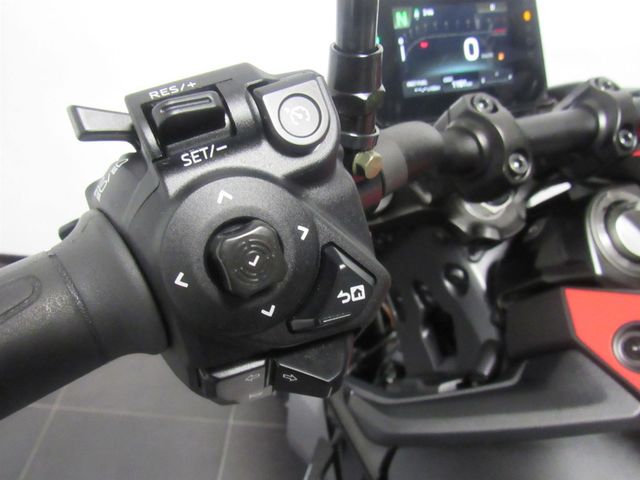 yamaha - mt-09-y-amt