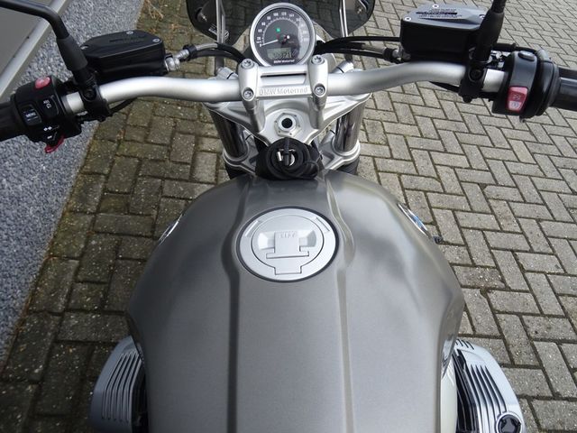 bmw - r-nine-t-scrambler