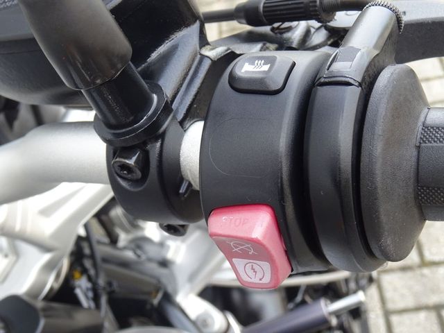 bmw - r-nine-t-scrambler