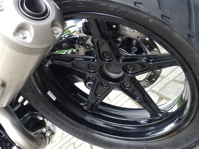 bmw - r-nine-t-scrambler