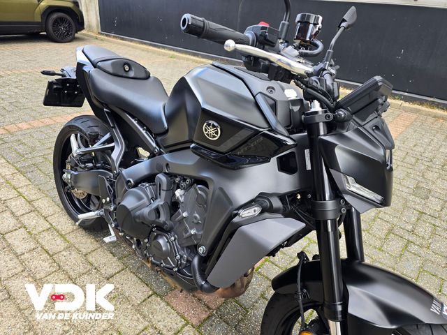 yamaha - mt-09-y-amt