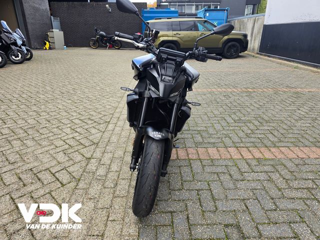 yamaha - mt-09-y-amt