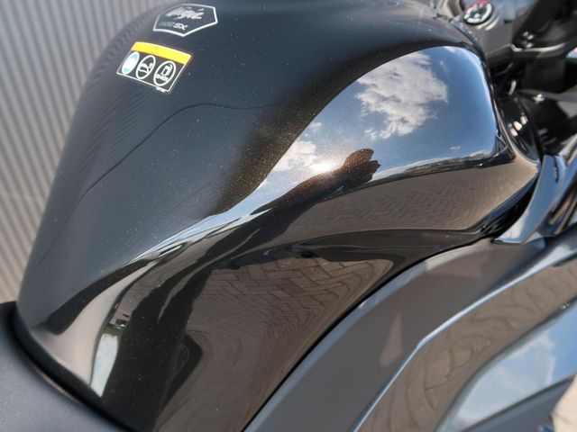 kawasaki - ninja-1000sx