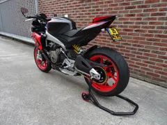 Aprilia Tuono 660 Factory 2025 occasion – foto 21 van 24