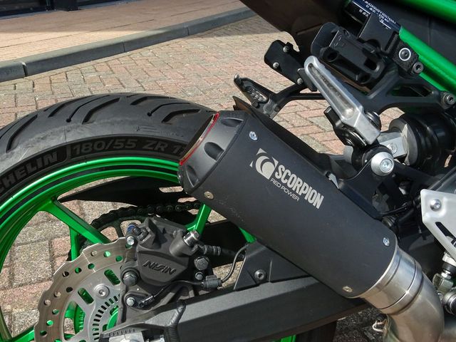 kawasaki - z900