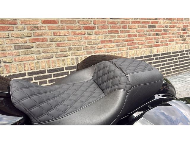 harley-davidson - street-glide-cvo-flhxse