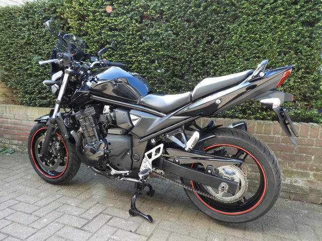 suzuki - bandit-650-a