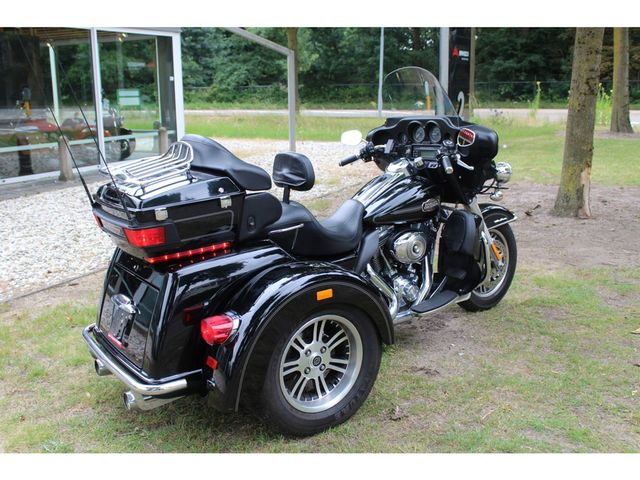 harley-davidson - tri-glide-ultra-classic-flhtcutg