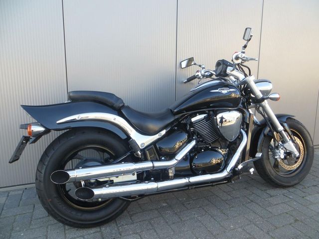 suzuki - new-intruder-m-800