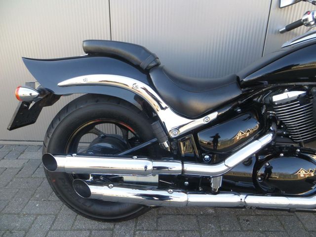 suzuki - new-intruder-m-800