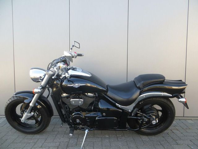 suzuki - new-intruder-m-800