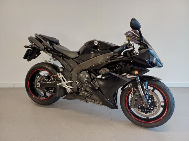 yamaha - yzf-r1
