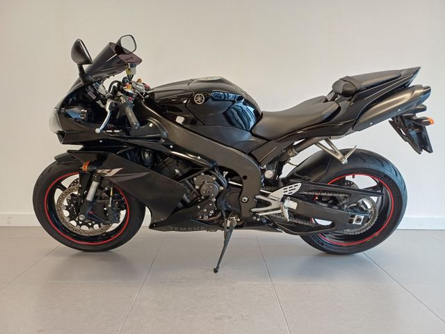 yamaha - yzf-r1