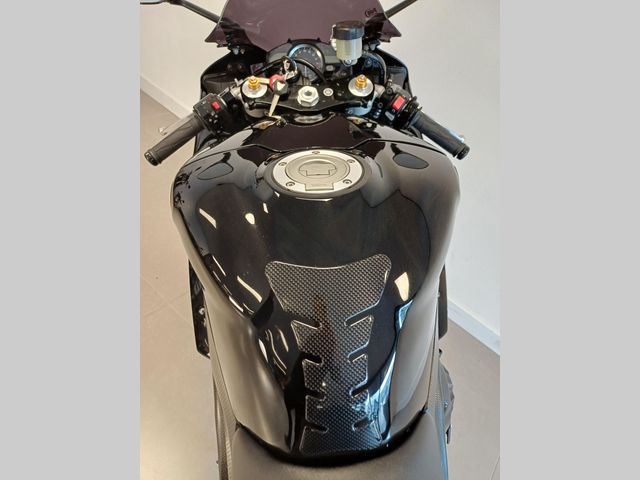 yamaha - yzf-r1