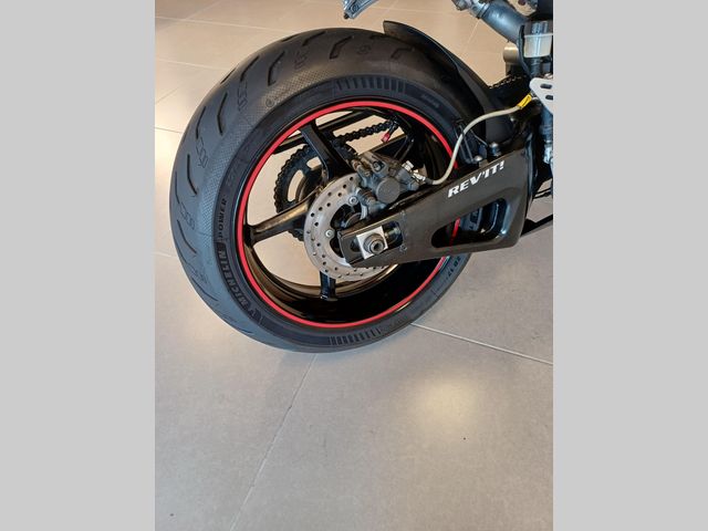 yamaha - yzf-r1