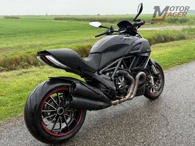 ducati - diavel-carbon