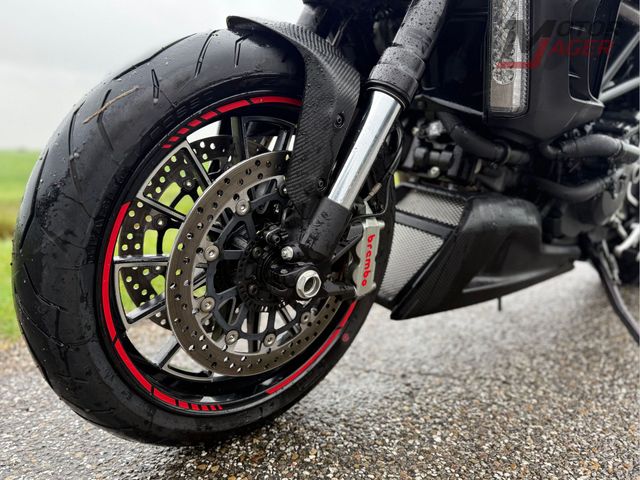 ducati - diavel-carbon