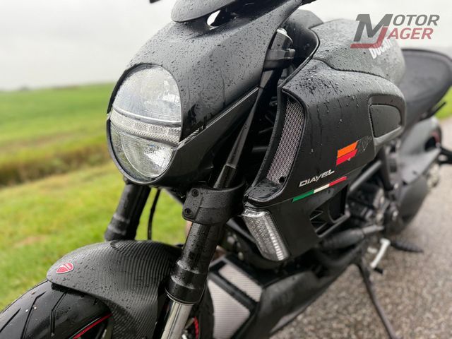 ducati - diavel-carbon