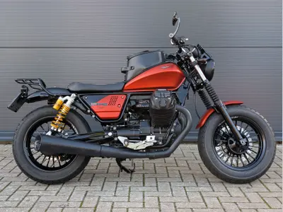 MOTO GUZZI V 9 BOBBER SPORT – foto 2