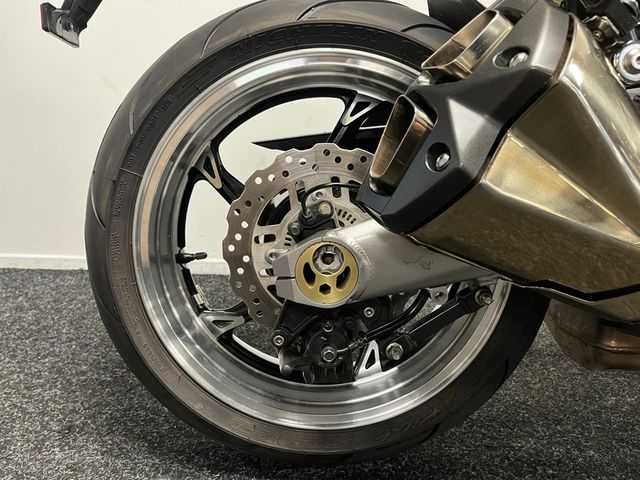 kawasaki - z1000-abs