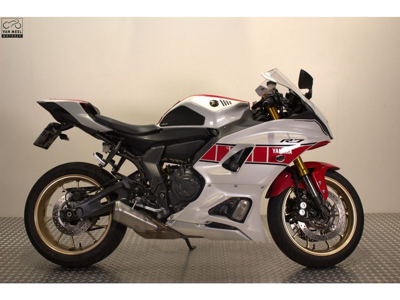 Yamaha R7 World GP 60th Anniversary 2023 occasion