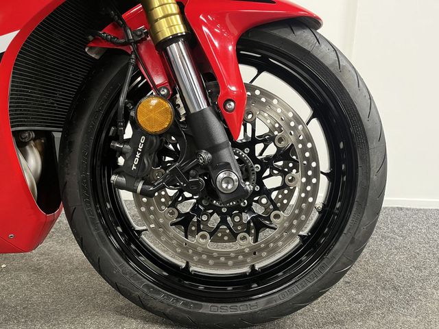 honda - cbr-1000-rr-fireblade