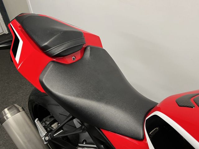 honda - cbr-1000-rr-fireblade