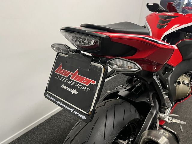 honda - cbr-1000-rr-fireblade