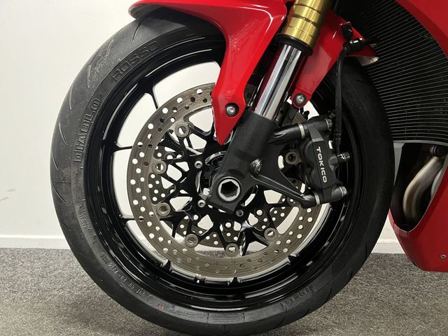 honda - cbr-1000-rr-fireblade