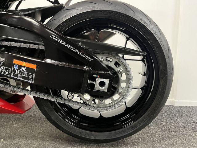 honda - cbr-1000-rr-fireblade