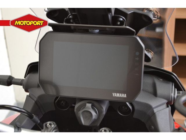 yamaha - tracer-9