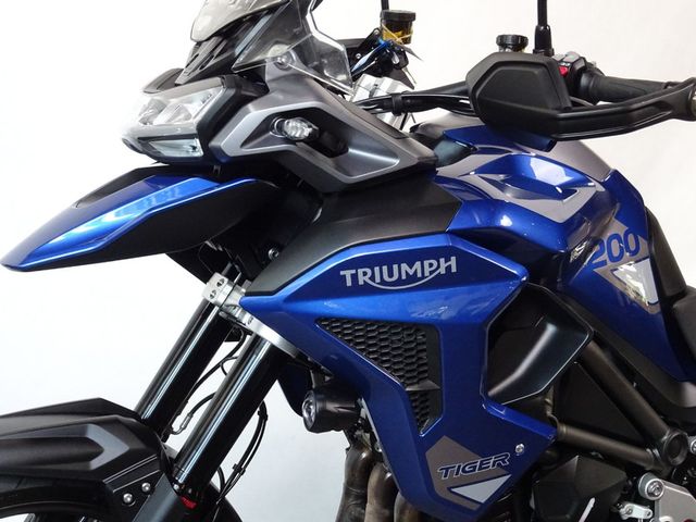 triumph - tiger-1200-gt-pro