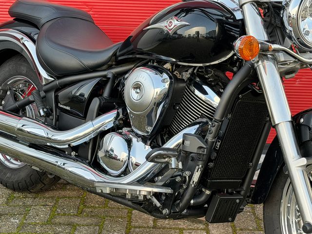 kawasaki - vn-900-classic