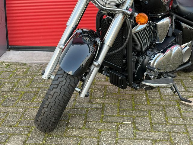 kawasaki - vn-900-classic