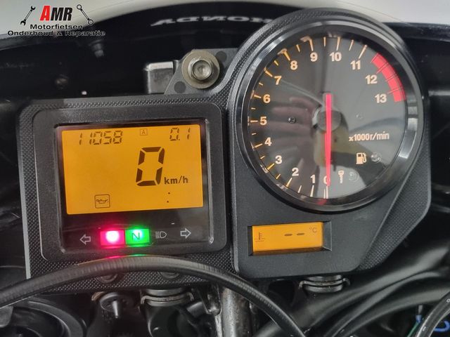 honda - cbr-900-rr-fireblade